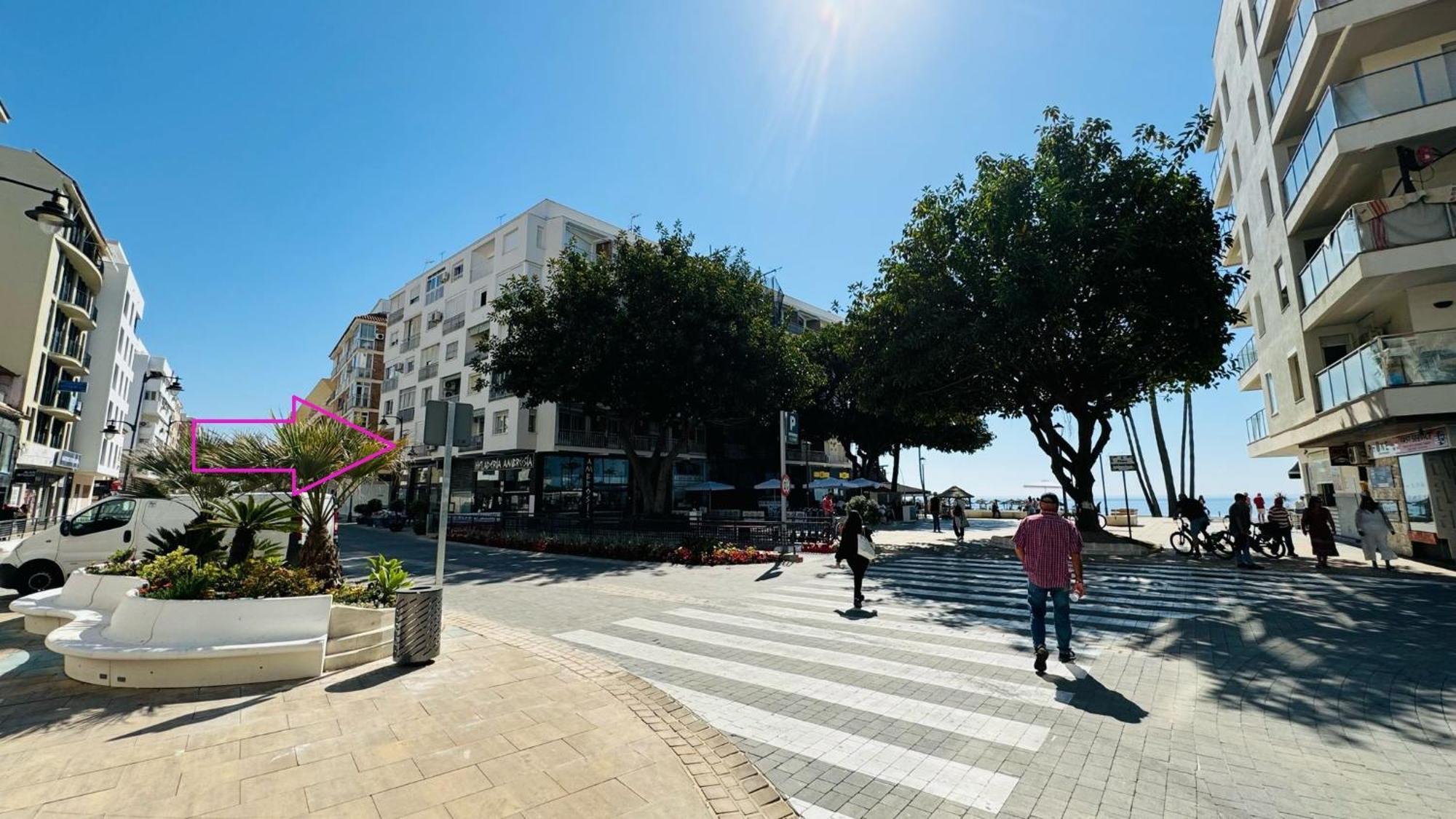 Room City Estepona Castillo Exterior photo